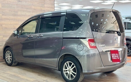 Honda Freed I, 2016 год, 1 290 000 рублей, 10 фотография