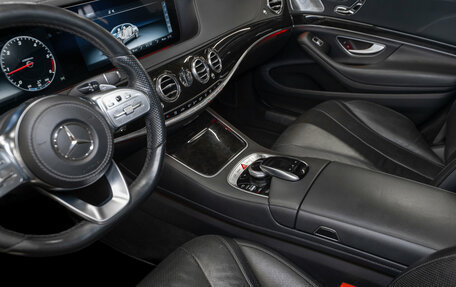 Mercedes-Benz S-Класс, 2019 год, 3 900 000 рублей, 16 фотография