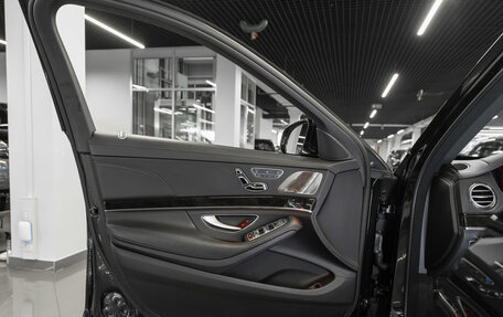 Mercedes-Benz S-Класс, 2019 год, 3 900 000 рублей, 26 фотография