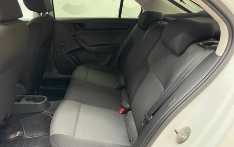 Skoda Rapid I, 2015 год, 899 000 рублей, 9 фотография
