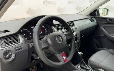Skoda Rapid I, 2015 год, 899 000 рублей, 7 фотография