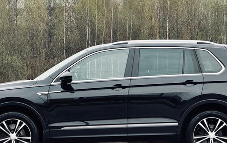 Volkswagen Tiguan II, 2017 год, 2 579 000 рублей, 6 фотография