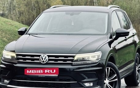 Volkswagen Tiguan II, 2017 год, 2 579 000 рублей, 5 фотография