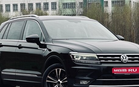 Volkswagen Tiguan II, 2017 год, 2 579 000 рублей, 3 фотография