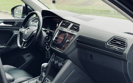 Volkswagen Tiguan II, 2017 год, 2 579 000 рублей, 17 фотография
