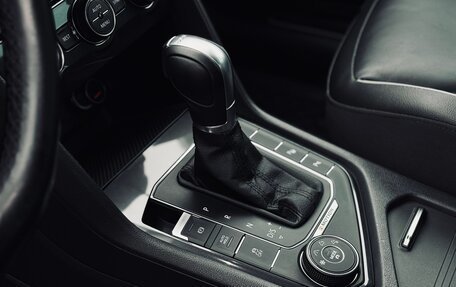 Volkswagen Tiguan II, 2017 год, 2 579 000 рублей, 15 фотография