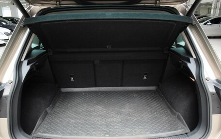 Volkswagen Tiguan II, 2018 год, 2 450 000 рублей, 23 фотография