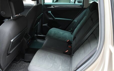 Volkswagen Tiguan II, 2018 год, 2 450 000 рублей, 21 фотография