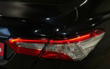 Toyota Camry, 2018 год, 2 450 000 рублей, 9 фотография