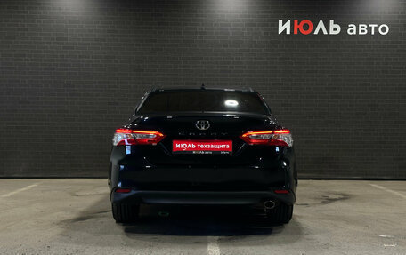 Toyota Camry, 2018 год, 2 450 000 рублей, 6 фотография