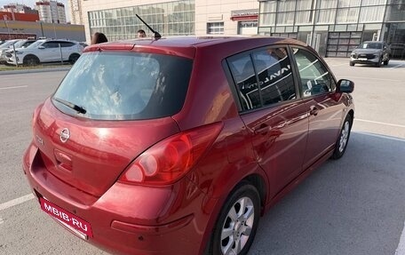 Nissan Tiida, 2010 год, 850 000 рублей, 4 фотография