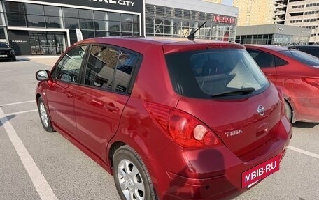 Nissan Tiida, 2010 год, 850 000 рублей, 3 фотография