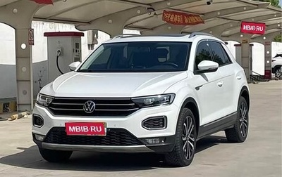 Volkswagen T-Roc I, 2022 год, 1 287 000 рублей, 1 фотография