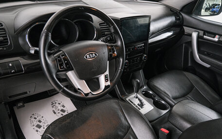 KIA Sorento II рестайлинг, 2010 год, 1 199 000 рублей, 9 фотография
