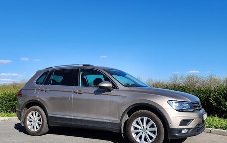 Volkswagen Tiguan II, 2017 год, 2 360 000 рублей, 1 фотография