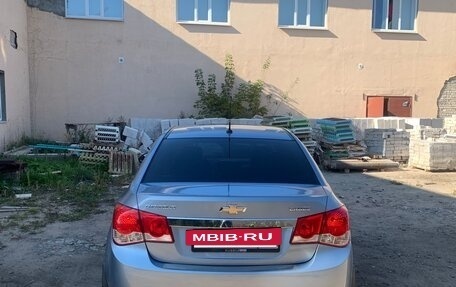 Chevrolet Cruze II, 2011 год, 780 000 рублей, 6 фотография