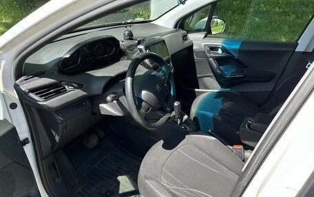 Peugeot 208 II, 2013 год, 490 000 рублей, 8 фотография