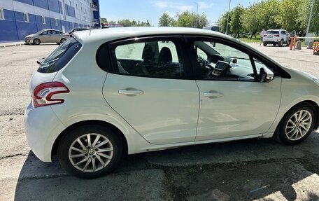 Peugeot 208 II, 2013 год, 490 000 рублей, 4 фотография