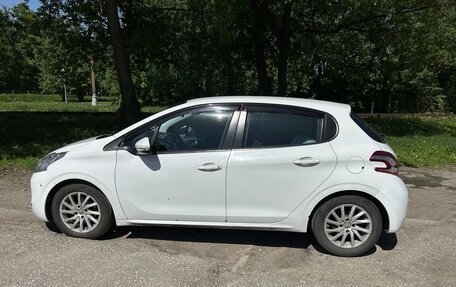 Peugeot 208 II, 2013 год, 490 000 рублей, 5 фотография