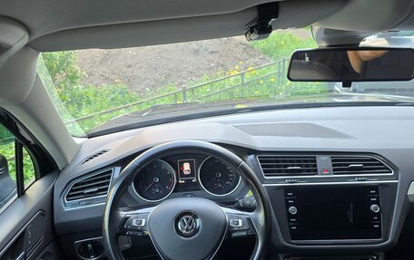 Volkswagen Tiguan II, 2020 год, 2 480 000 рублей, 20 фотография