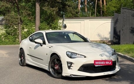 Toyota GT86 I, 2018 год, 2 790 000 рублей, 2 фотография
