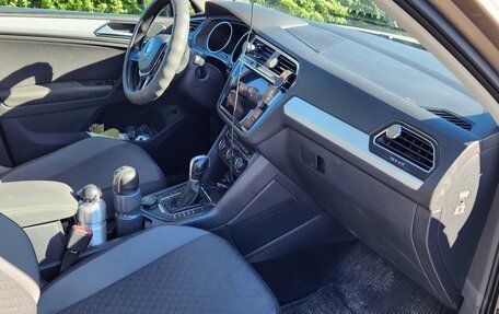 Volkswagen Tiguan II, 2017 год, 2 360 000 рублей, 5 фотография
