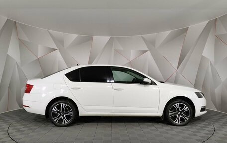 Skoda Octavia, 2020 год, 1 975 000 рублей, 6 фотография