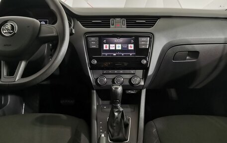 Skoda Octavia, 2020 год, 1 975 000 рублей, 14 фотография