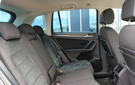 Volkswagen Tiguan II, 2018 год, 2 499 000 рублей, 22 фотография