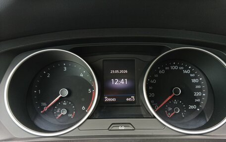 Volkswagen Tiguan II, 2018 год, 2 499 000 рублей, 25 фотография