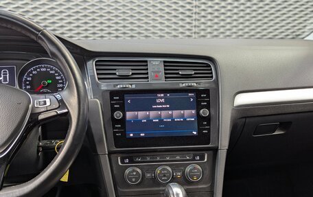 Volkswagen Golf VII, 2018 год, 2 100 000 рублей, 16 фотография