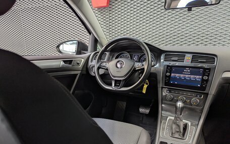 Volkswagen Golf VII, 2018 год, 2 100 000 рублей, 13 фотография