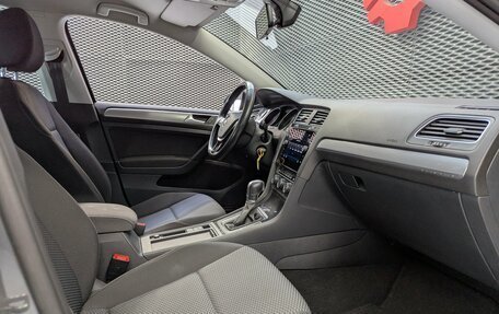 Volkswagen Golf VII, 2018 год, 2 100 000 рублей, 28 фотография