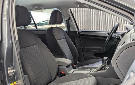 Volkswagen Golf VII, 2018 год, 2 100 000 рублей, 29 фотография