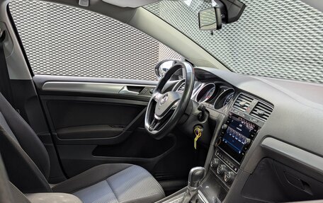 Volkswagen Golf VII, 2018 год, 2 100 000 рублей, 26 фотография
