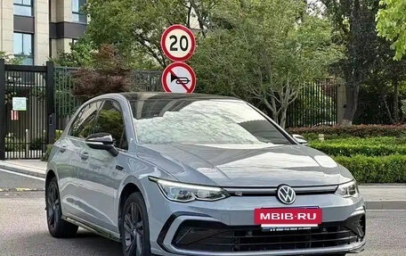 Volkswagen Golf VIII, 2021 год, 1 310 700 рублей, 5 фотография