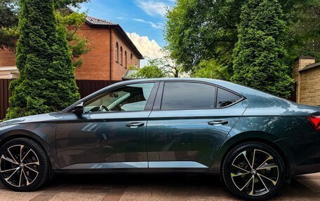 Skoda Superb III рестайлинг, 2021 год, 2 600 000 рублей, 6 фотография