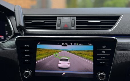 Skoda Superb III рестайлинг, 2021 год, 2 600 000 рублей, 28 фотография