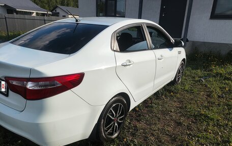 KIA Rio III рестайлинг, 2012 год, 820 000 рублей, 6 фотография