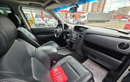 Honda Pilot III рестайлинг, 2012 год, 2 400 000 рублей, 15 фотография