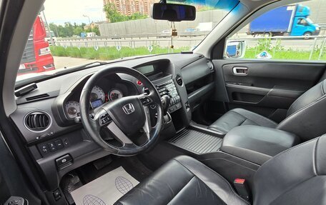 Honda Pilot III рестайлинг, 2012 год, 2 400 000 рублей, 14 фотография