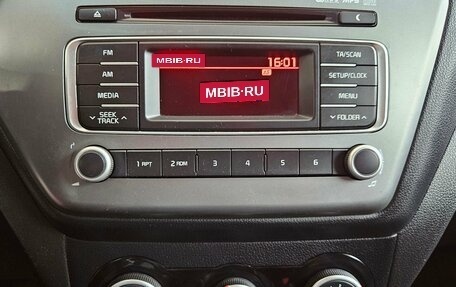 KIA Rio III рестайлинг, 2016 год, 999 000 рублей, 14 фотография