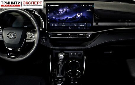 Toyota Highlander, 2025 год, 5 690 000 рублей, 14 фотография