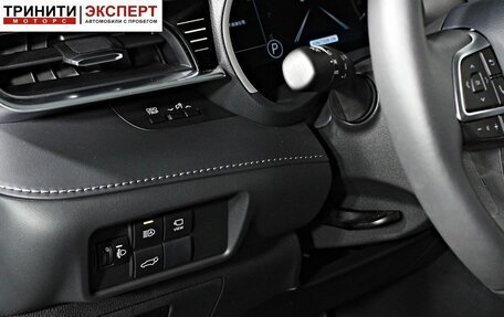 Toyota Highlander, 2025 год, 5 690 000 рублей, 21 фотография