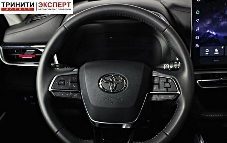 Toyota Highlander, 2025 год, 5 690 000 рублей, 17 фотография