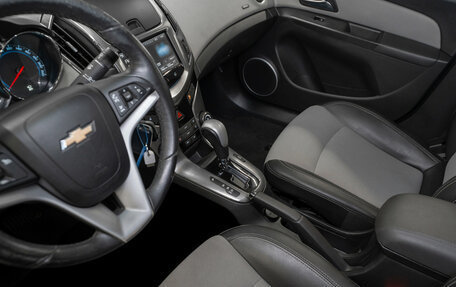 Chevrolet Cruze II, 2014 год, 640 000 рублей, 13 фотография