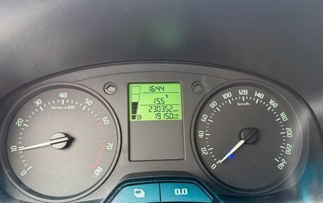Skoda Fabia II, 2011 год, 345 000 рублей, 15 фотография