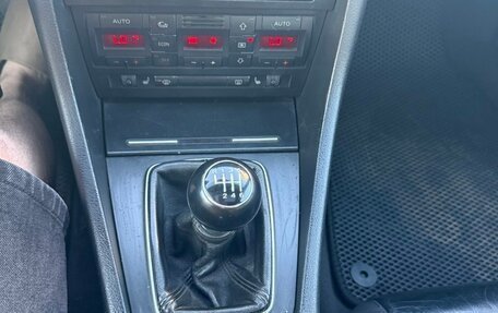 Audi A4, 2004 год, 980 000 рублей, 9 фотография