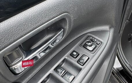 Mitsubishi Outlander III рестайлинг 3, 2020 год, 2 550 000 рублей, 16 фотография