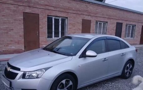 Chevrolet Cruze II, 2011 год, 630 000 рублей, 2 фотография